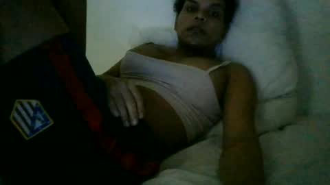 Snapshot of sweetdoll6 chatting on June 25, 3:39 am Sweet Doll online show from June 25, 3:39 am