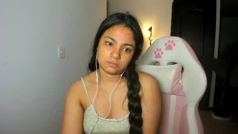 sweetdreamblack online show from August 4, 9:12 am