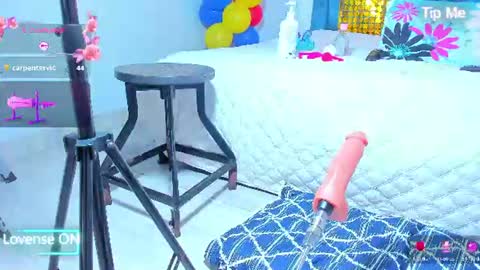 Mia online show from June 12, 1:43 pm