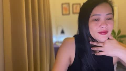 Snapshot of sweetestsmile_ chatting on June 1, 2:24 am Khaye online show from June 1, 2:24 am