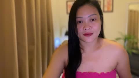 Snapshot of sweetestsmile_ chatting on July 13, 2:53 pm Khaye online show from July 13, 2:53 pm