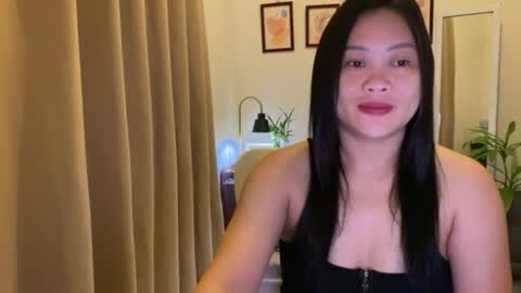 Snapshot of sweetestsmile_ chatting on July 19, 12:47 am Khaye online show from July 19, 12:47 am