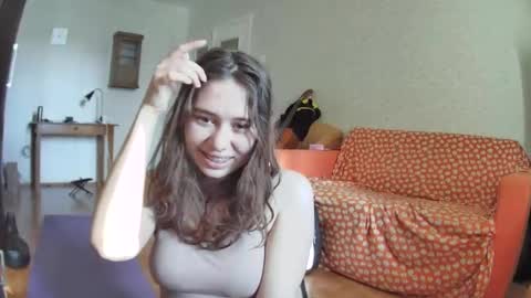 Snapshot of sweetfaina chatting on February 20, 9:44 am sweetfaina online show from February 20, 9:44 am