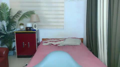 Aki online show from March 9, 1:15 pm