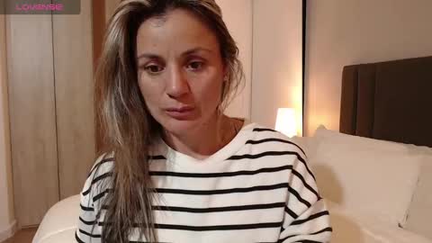 sweef online show from December 23, 11:06 pm