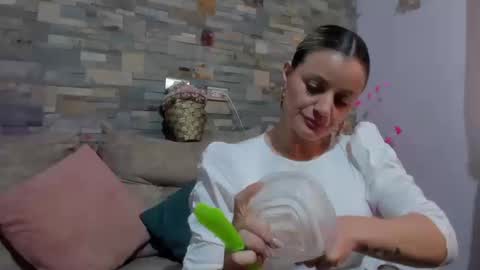 sweef online show from September 24, 9:18 pm