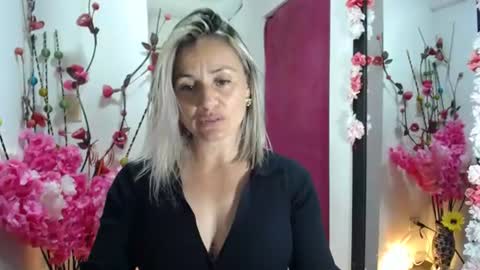sweef online show from July 19, 7:39 pm