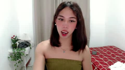 Snapshot of sweetgirl_acxx chatting on June 16, 11:02 am Just call me AC online show from June 16, 11:02 am