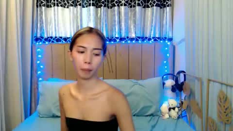 Snapshot of sweetgirl_daphne chatting on June 7, 5:22 am sweetgirl_daphne online show from June 7, 5:22 am