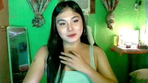 Kathy  online show from May 25, 7:09 pm