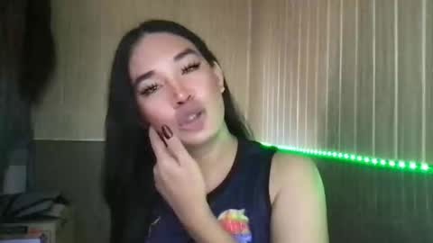 sweetgirl_rhainexxx online show from April 28, 2:27 am