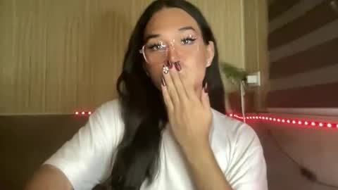 Snapshot of sweetgirl_rhainexxx chatting on May 9, 3:06 pm sweetgirl_rhainexxx online show from May 9, 3:06 pm