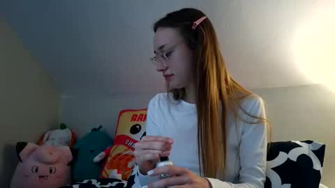 sweetgirlls online show from March 4, 7:53 pm
