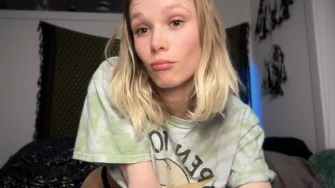 Snapshot of sweetgracee chatting on February 6, 3:06 am sweetgracee online show from February 6, 3:06 am