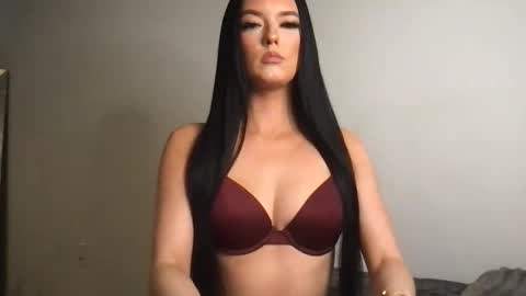 Gracie  online show from November 20, 3:07 am