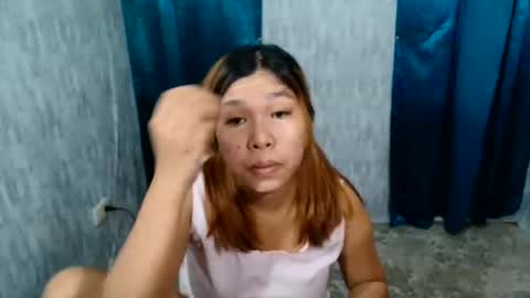Snapshot of sweethoney_abbey chatting on June 2, 12:45 am sweethoney_abbey online show from June 2, 12:45 am