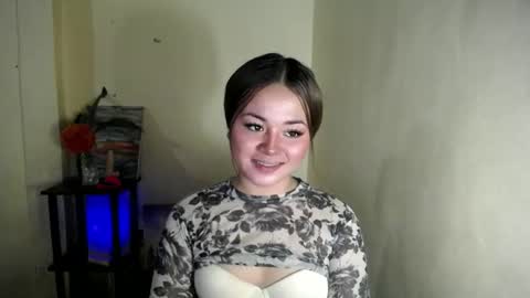 sweethotlove_xoxo online show from March 23, 10:08 am