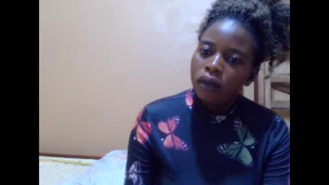 sweetib1 online show from March 7, 5:18 am