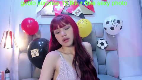 Snapshot of sweetie_aly chatting on June 24, 1:43 pm sweetie_aly online show from June 24, 1:43 pm