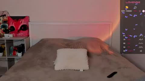 Hannah online show from September 17, 1:57 pm