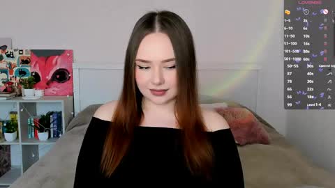 Hannah online show from April 16, 2:07 pm