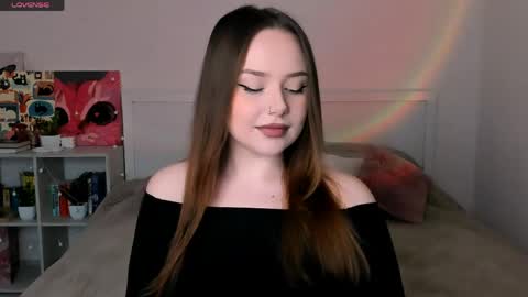 Hannah online show from May 2, 2:22 pm