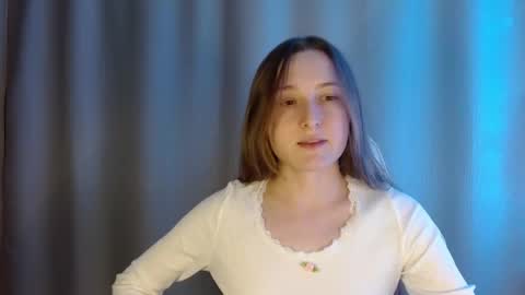 Snapshot of sweetie_lover chatting on May 7, 8:47 pm Annie online show from May 7, 8:47 pm