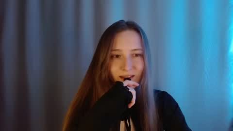 Snapshot of sweetie_lover chatting on May 10, 8:36 pm Annie online show from May 10, 8:36 pm