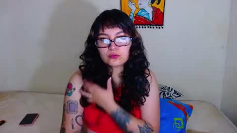 Snapshot of sweetie_maryy chatting on July 28, 3:43 pm Maria my insta sweetie maryy online show from July 28, 3:43 pm