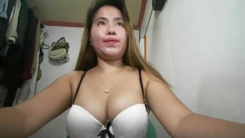 Your GoodGirlSweet trish online show from April 7, 6:47 am