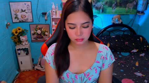 Nicole online show from January 23, 6:14 pm