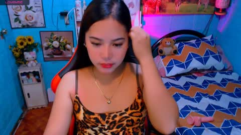 Nicole online show from March 9, 9:36 pm