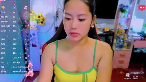 Nicole online show from December 5, 1:47 am