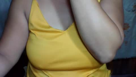 sweetiepinay30 online show from January 8, 6:10 pm