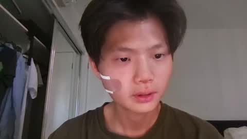 sweetiepuppy421 online show from April 7, 1:28 am