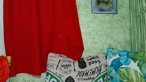 Snapshot of sweetiestkylie chatting on February 5, 11:44 am sweetiestkylie online show from February 5, 11:44 am