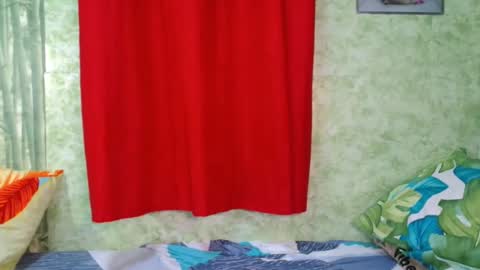 Snapshot of sweetiestkylie chatting on February 16, 6:10 pm sweetiestkylie online show from February 16, 6:10 pm