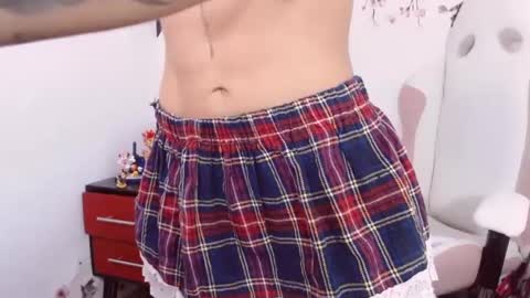 Snapshot of sweetkatik chatting on September 9, 3:55 pm karen online show from September 9, 3:55 pm