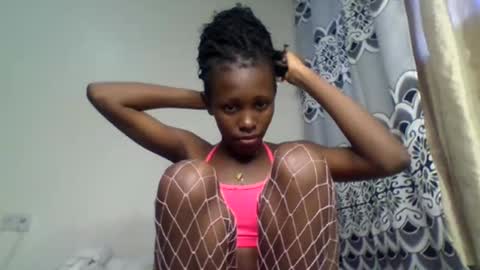 Snapshot of sweetkola1 chatting on October 9, 11:41 am sweetkola online show from October 9, 11:41 am