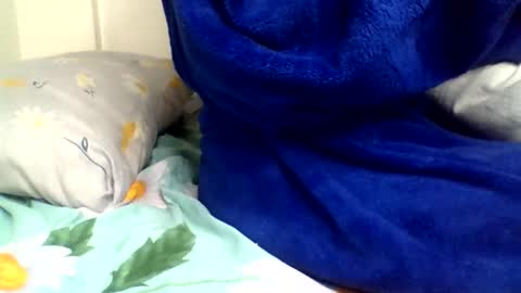 sweetkola online show from October 31, 10:33 pm