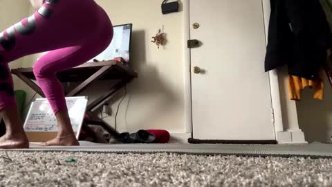 YoshiFit online show from March 6, 3:52 pm