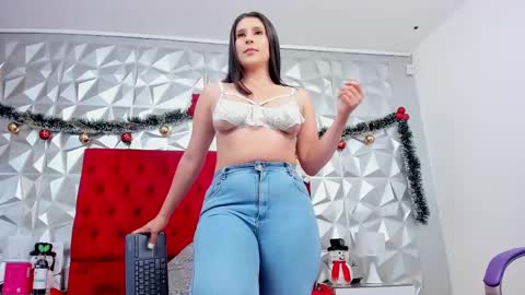 Snapshot of sweetlauren19 chatting on November 20, 5:29 am Lauren online show from November 20, 5:29 am