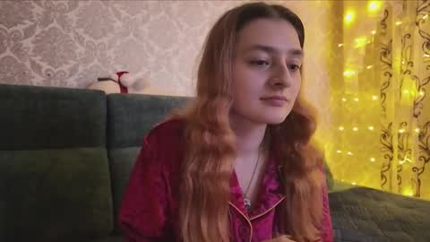 sweetliaison online show from February 14, 9:00 pm