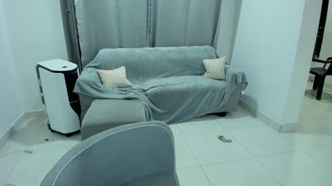 Snapshot of sweetlian_04 chatting on February 9, 7:16 am Lian online show from February 9, 7:16 am