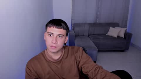 Snapshot of sweetlian_04 chatting on March 10, 8:59 am Lian online show from March 10, 8:59 am