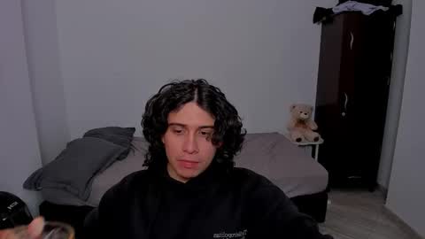 Lian online show from February 22, 7:34 pm