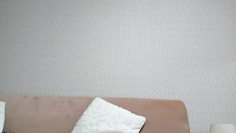 Snapshot of sweetlikecandy21 chatting on December 17, 3:06 pm sweetlikecandy21 online show from December 17, 3:06 pm