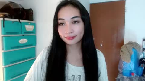 Lilly online show from December 21, 6:55 pm