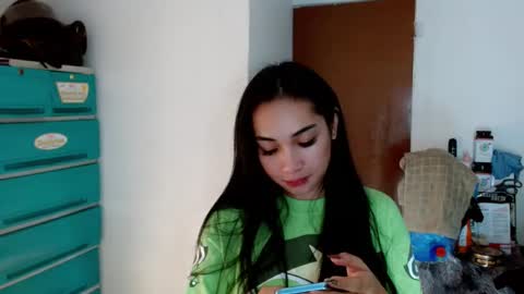 Lilly online show from December 22, 11:31 pm