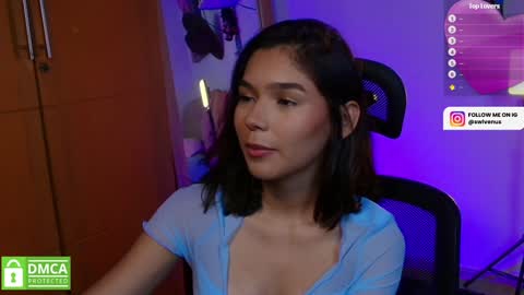 Snapshot of sweetlittlevenus chatting on February 6, 10:37 am Venus online show from February 6, 10:37 am